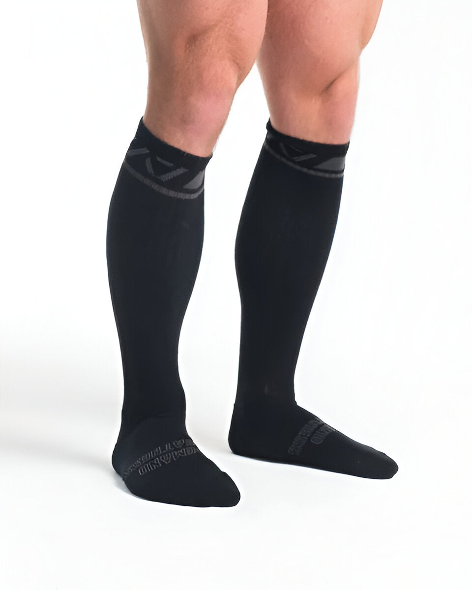 Deadlift Socks Calcetas para atletas de fuerza negras con gris A7