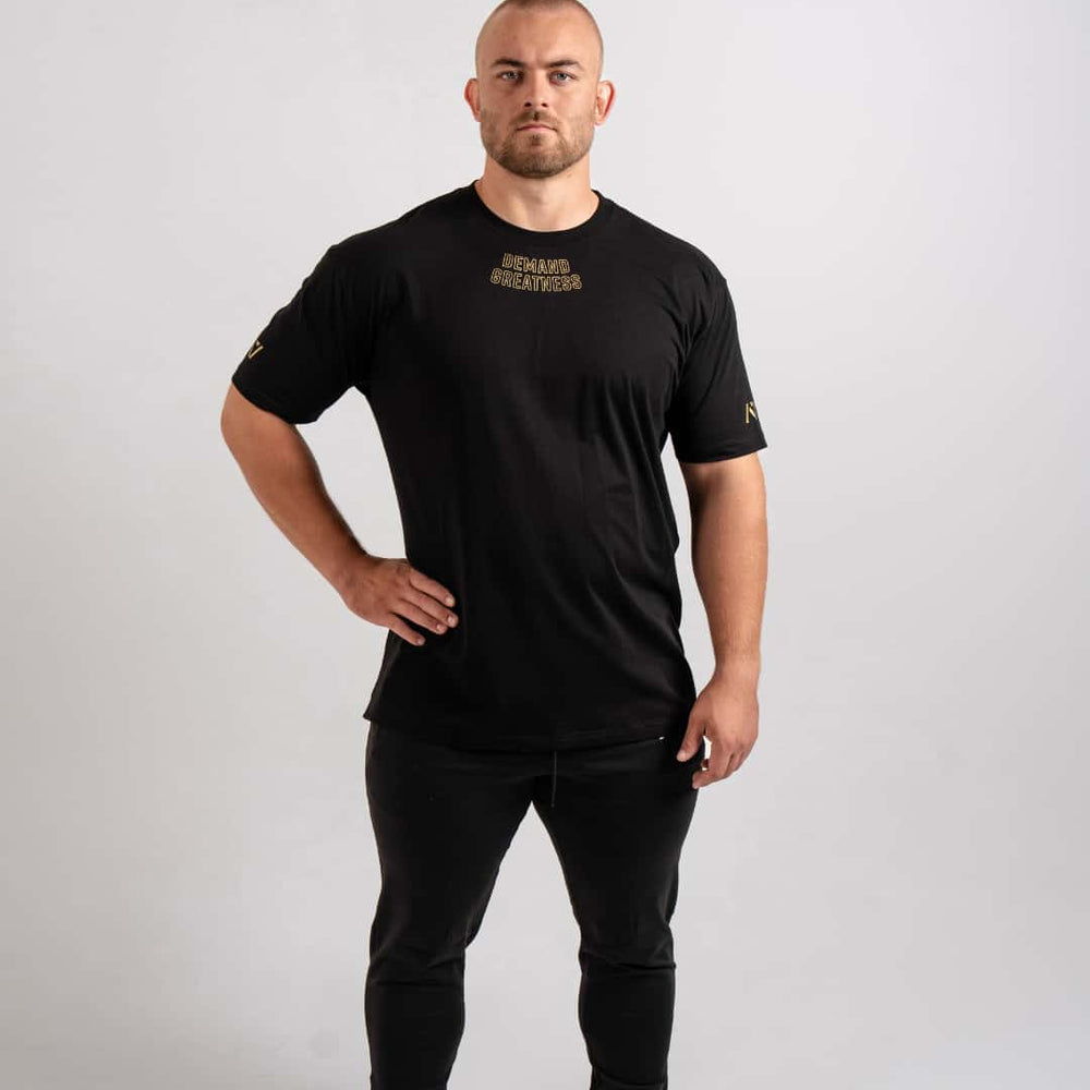Playera de competencia A7 negra con dorado