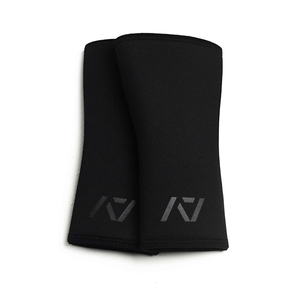 HOURGLASS KNEE SLEEVES - STEALTH