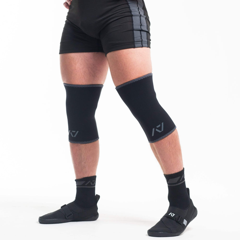 Rodilleras negras con gris para powerlifting uktra rigidas