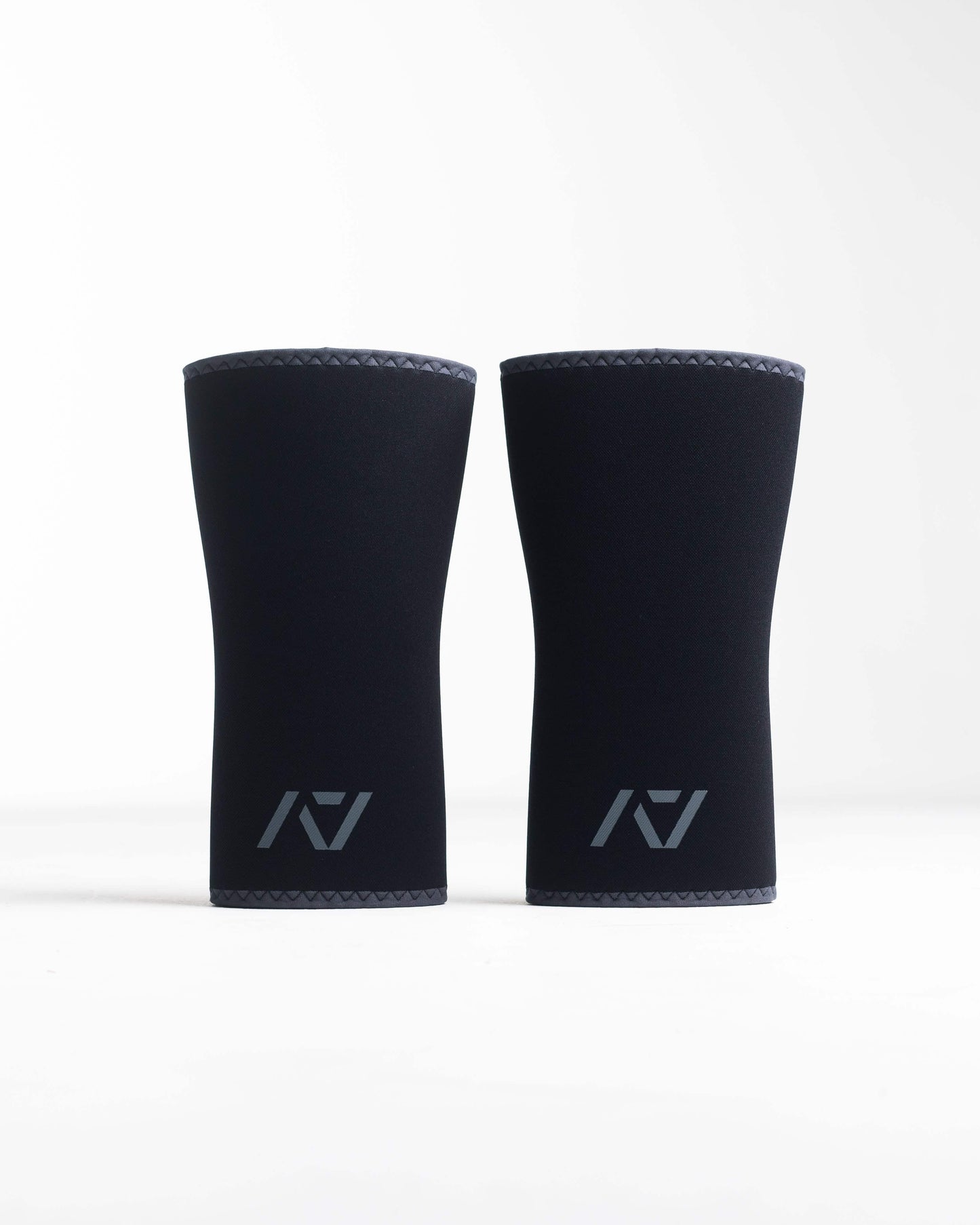 Knee sleeves A7 ultra rígidas para powerlifting, aprobadas por IPF